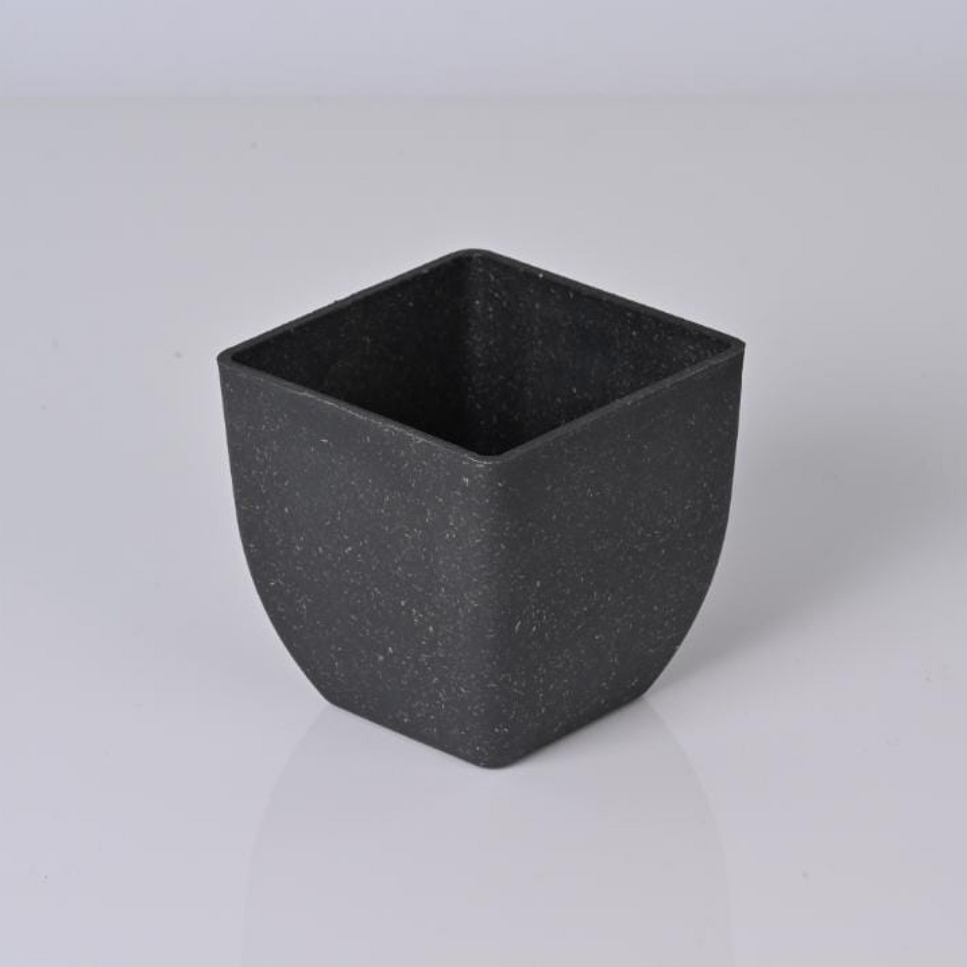 Le by Mecraaz Eco-friendly Rice Husk Planters - Set of 2